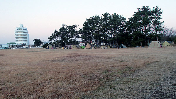 早朝の潮岬キャンプ場